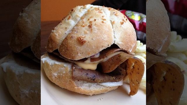 Yummi *_* #mojito #cupcake #addicted #work #delicious #enjoy #foodie #food #foodporn #jummy #lecke смотреть онлайн