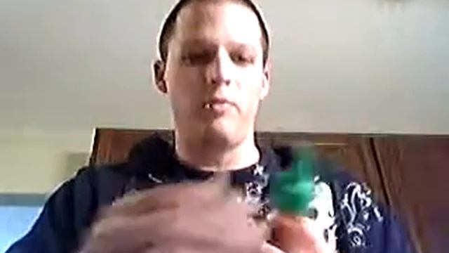 Sriracha Hot Sauce Review смотреть онлайн