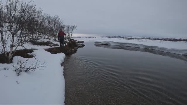 40 лунок на 20 квадратах озера!!! смотреть онлайн