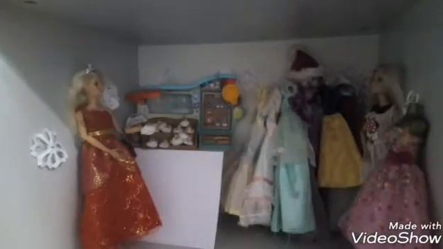 Барби принцесса 2 серия " Покупки к Новому году " смотреть онлайн