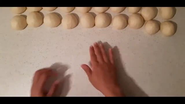 Нежные воздушные булочки на завтрак как пух смотреть онлайн
