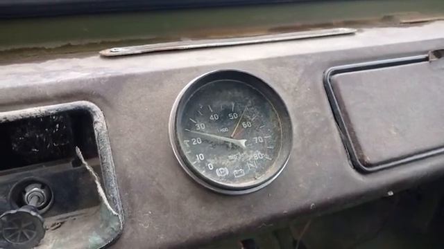 ЛУАЗ в снегу не хочет.. смотреть онлайн