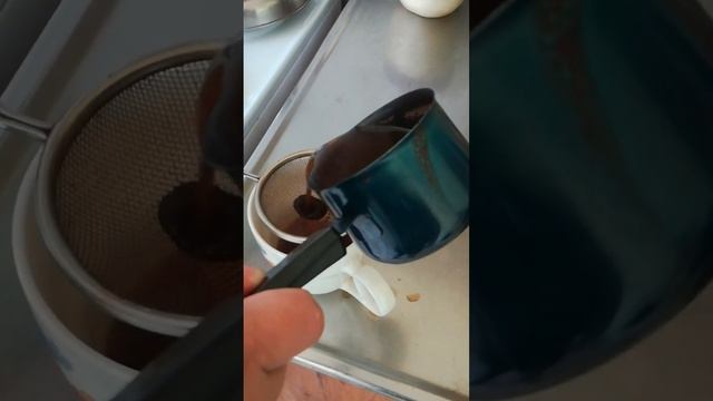 Кофе в турке #кофе #турке #турко #варим #слава10rus #слава10Rus #варюкофе #вкусно #обед #деньдобрый смотреть онлайн