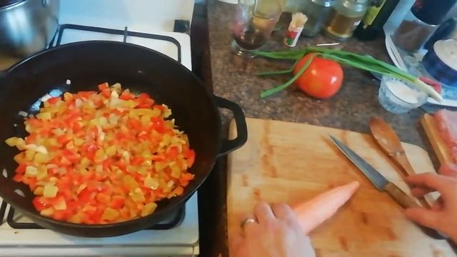Лагман-джан... Едим и не вые... ся смотреть онлайн