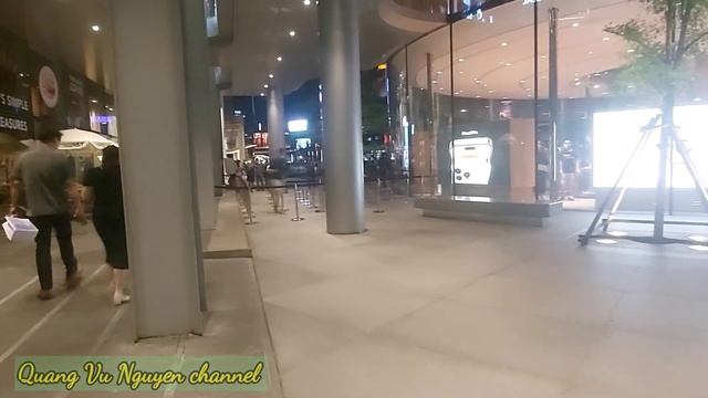 Night around Central World & scene of queuing buying iPhone 14_Thailand tour 2022 @quangvunguyen смотреть онлайн