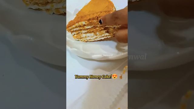layered honey cake😍 delicious russian honey cake unboxing!! #shorts #viral #honeycake смотреть онлайн