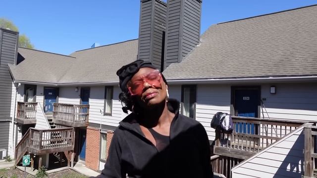 Street Interview, Penelope “ smiling to keep from crying “ смотреть онлайн