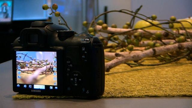 New Samsung Digital Camera NX10