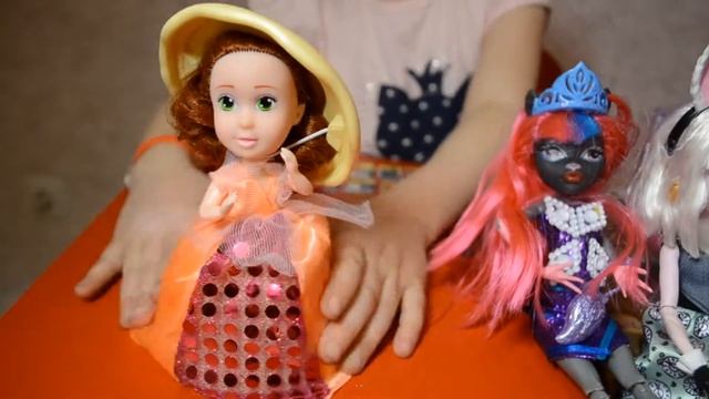 Открываем подарки на День рождения : Cupcake, музыкальная палочка из Frozen смотреть онлайн
