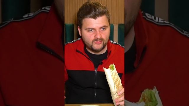 Шаурма «ПИЩА БОГОВ» #еда #фудблогер #максбрандт #обзореды #шаурма #шаверма #мукбанг смотреть онлайн