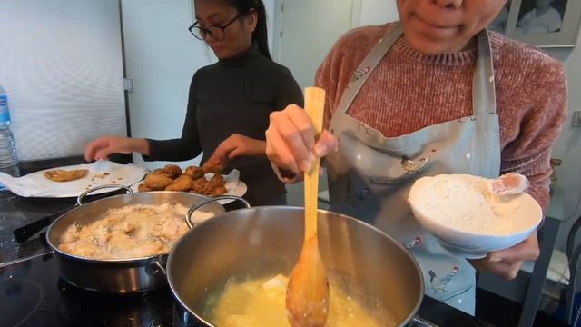 SPECIAL LASAGNA WITH TWO TYPES OF SAUCE | MISS LYNNE смотреть онлайн