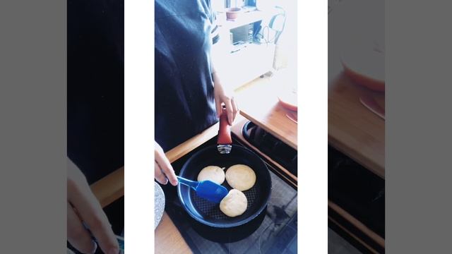 Банановые панкейки смотреть онлайн