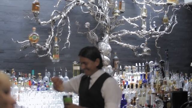 Best Bartender 2012 - Golden Foodie Awards - Drink Charlie Sheen смотреть онлайн