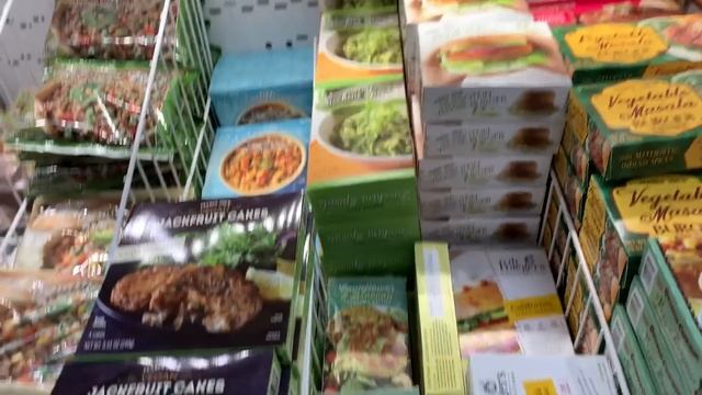 Trader Joe's SHOP WITH ME! Quick Unexpected Shopping Trip! ALL BY MYSELF! смотреть онлайн