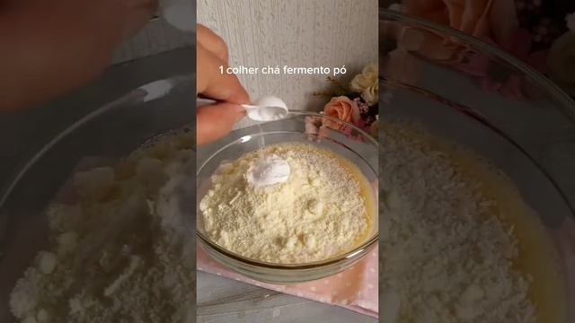 Bolo de Côco delicioso sem glúten смотреть онлайн