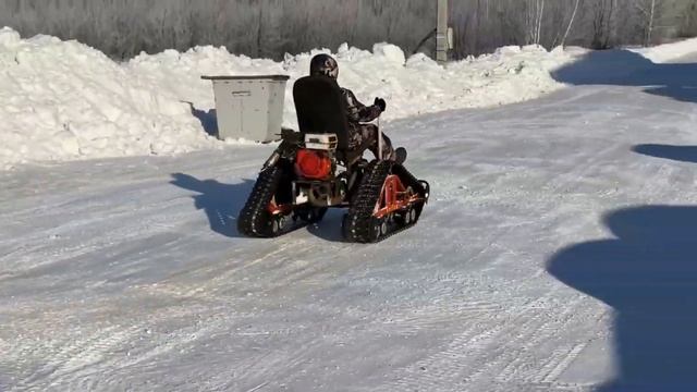 Изготовление бешеной табуретки (жопавоз) на гусеницах Крутец. Получилась Ракета. Часть 3. смотреть онлайн