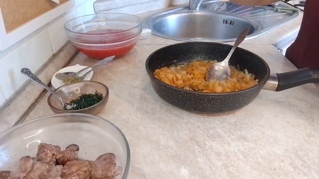 Печень в соусе со сладким перцем. смотреть онлайн