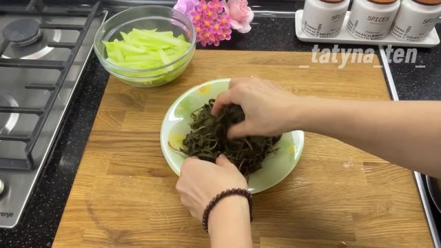 Салат из листтев перца#оченьвкусно #простойрецепт