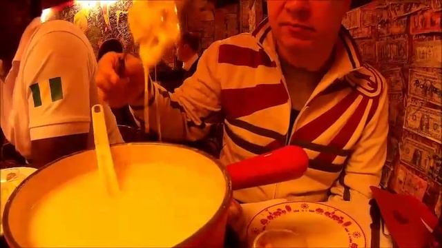 LE REFUGE DES FONDUS - 17 RUE DES TROIS-FRERES - 75018 PARIS смотреть онлайн