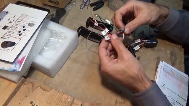 Пульт на руль для автомагнитолы, ставлю на Калину Кросс смотреть онлайн