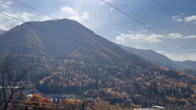 НЕОБЫЧНЫЙ ОБЕД в горах | АУЫЛ ресторан на Медеу смотреть онлайн