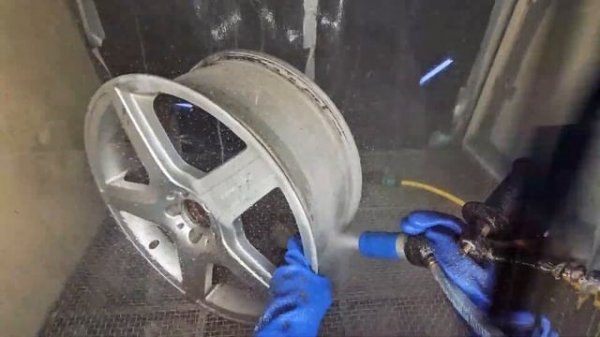 Удаление порошковой краски с диска аквабластом WasserJet