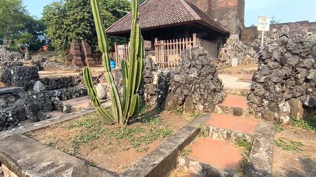 Храм Gua Sunyaragi, Ява, Индонезия (2024.10.05)