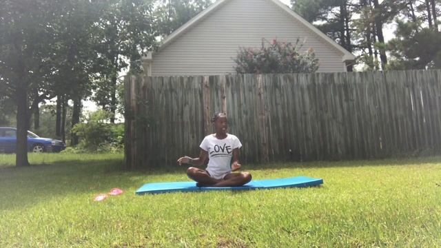 ||My back hurts😭||~ The Yoga challenge🧘🏽♀️ смотреть онлайн