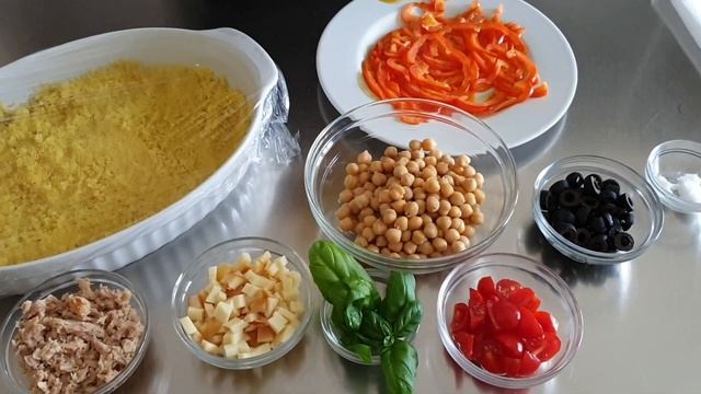 COUSCOUS MEDITERRANEO⭐RITA CHEF | Piatto estivo pronto in 10 minuti. смотреть онлайн