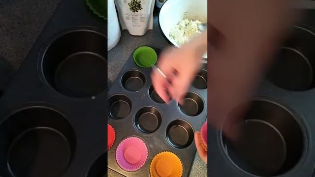 Идея для завтрака #3 Кексы-сырники с сыром #еда #готовка #завтрак #shorts #food #Cooking #breakfas смотреть онлайн
