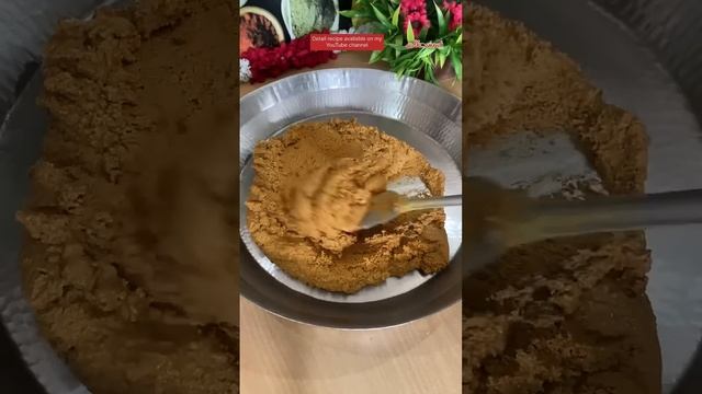 Soft and tasty Besan Laddu recipe 🧑🍳#diwali #youtubeshorts #recipe #besanladdu #homemade смотреть онлайн