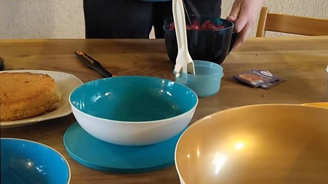 Himbeerkuchen in der Allegra-Schüssel смотреть онлайн