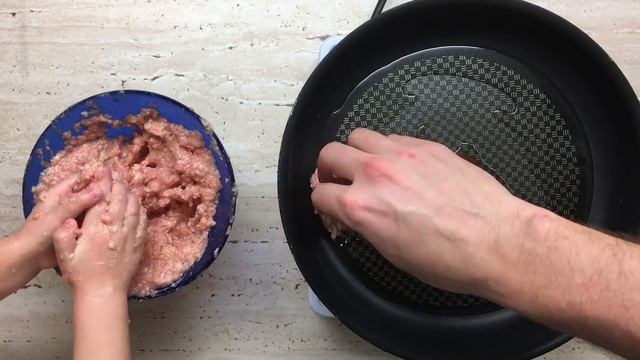 DELICATE CUTLETS FOR KIDS, Котлеты для детей смотреть онлайн