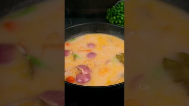 طريقة تحضير الشوربة البحرية الصفراء (توم يم سيفود) смотреть онлайн