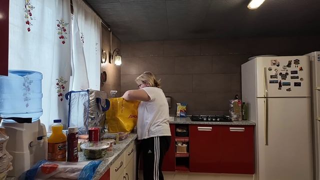 Всем сегодня выписала звездулей. Что не день так... Бросаю мужа ухожу к Андрею смотреть онлайн