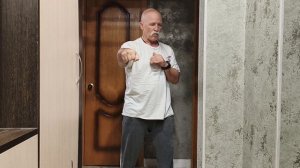 Упражнения по формированию структуры защитно-атакующих действий одной рукой.В. Н. Крючков