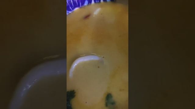 Суп Том - ям вкусненький рекомендую 😋 #shorts #еда #вкусно #вкусняшка смотреть онлайн