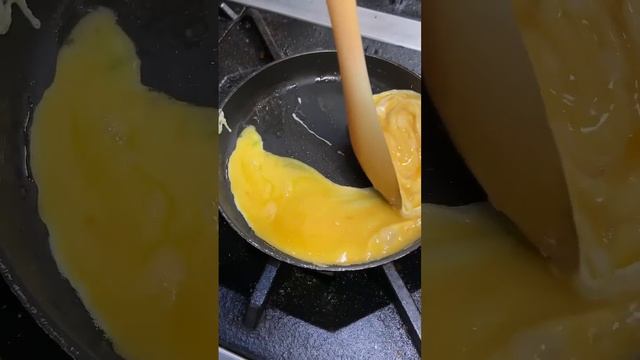 Crumble egg #shortvideo #shorts смотреть онлайн
