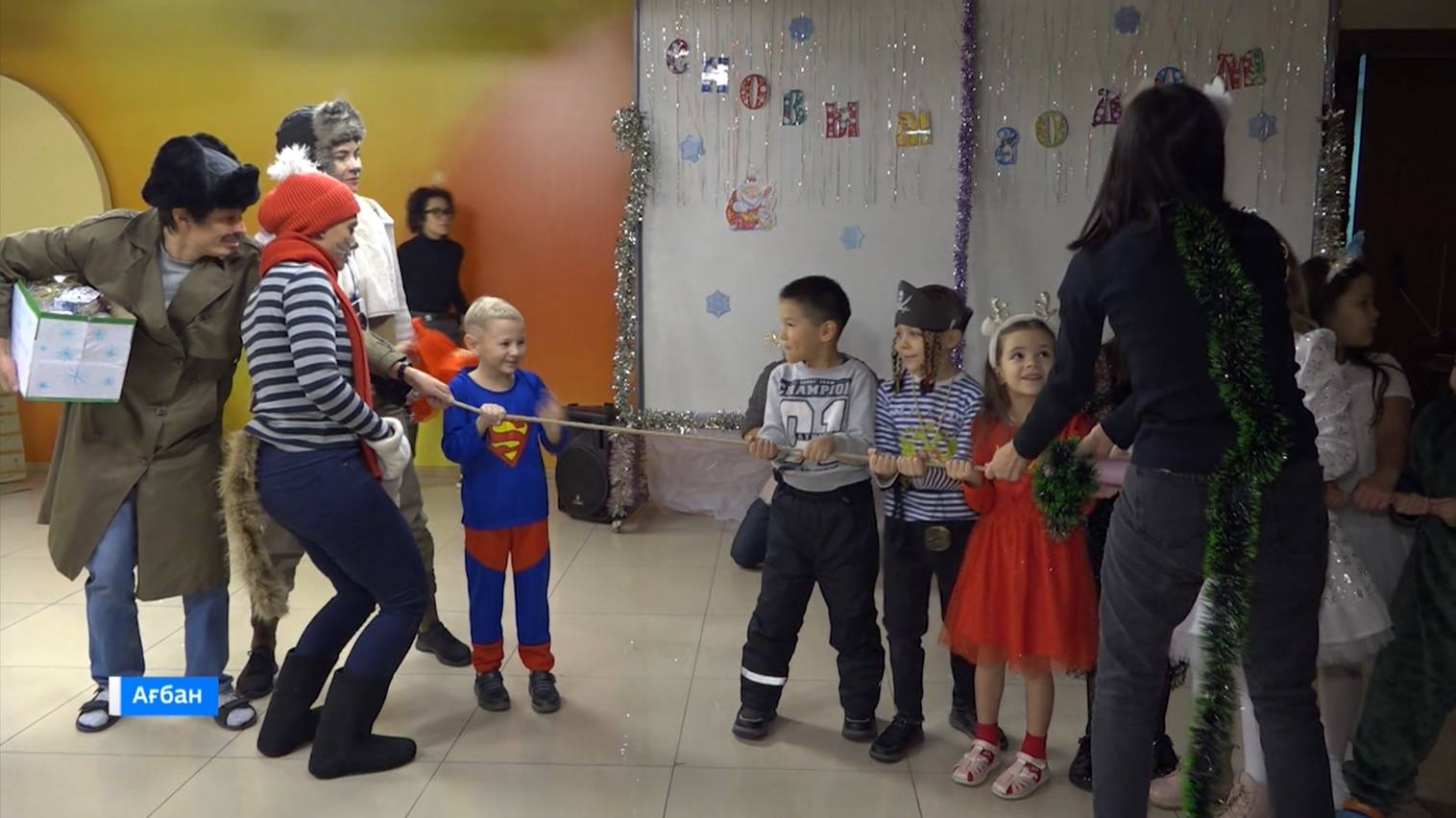 Детский утренник состоялся в ГТРК «Хакасия» смотреть онлайн