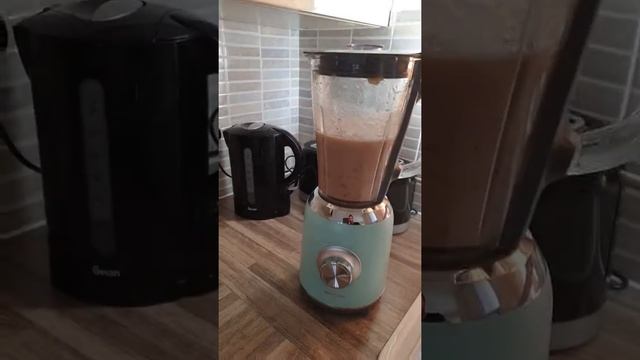 FRUIT SMOOTHIE смотреть онлайн