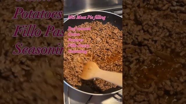 Mix meat pie filling-onion potatoes beef minced #quickrecipe #dinnerfood #mycooking #cooking смотреть онлайн