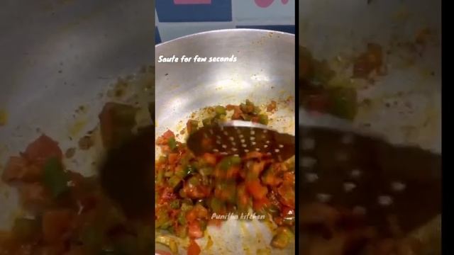 Capsicum 🫑 Tomato 🍅 Dosa #punithasflavour #shorts смотреть онлайн