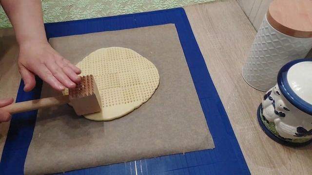 ПЕСОЧНОЕ ПЕЧЕНЬЕ С КРАХМАЛОМ/ПРОВЕРКА РЕЦЕПТА/ГОТОВИТСЯ ПРОСТО И БЫСТРО смотреть онлайн