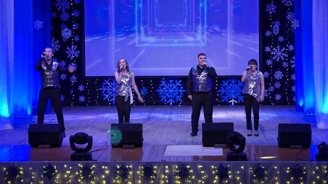 Новогодний концерт 2025 смотреть онлайн