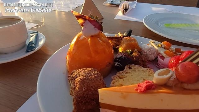 Схавала 12 чужих десертов ради обзора еды в турецком отеле Liberty Hotels Lykia