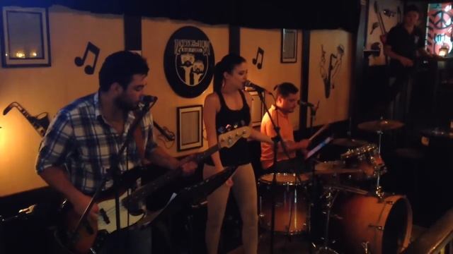 Tiramisu - Cuidate (cover), La Oreja De Van Gogh