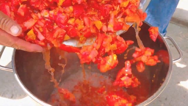 丹丹摘两大筐柿子，做传统柿子酱，不含任何添加剂，做法简单，放一年都不坏【胖手手丹丹】 смотреть онлайн