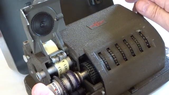 Hagelin CX-52 cipher machine with modifications смотреть онлайн