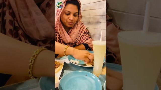 Afghani Chicken വെറേ ലെവലാ peripperi chiken കഴിച്ച് കിളിപോയZayan smokehouse Thalassery Must try😋😋￼ смотреть онлайн