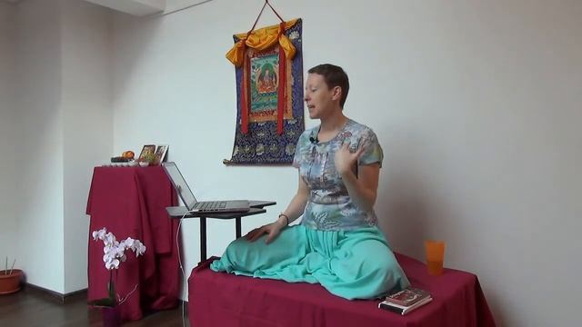 Mастер Камалашила Часть 1 Занятие 10 (2017-09-02) Любовь Луговая смотреть онлайн